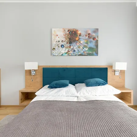 Baltic Baltycka 2 - By Jantar * Колобжег