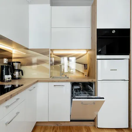 Baltic Baltycka 2 - By Jantar * Колобжег